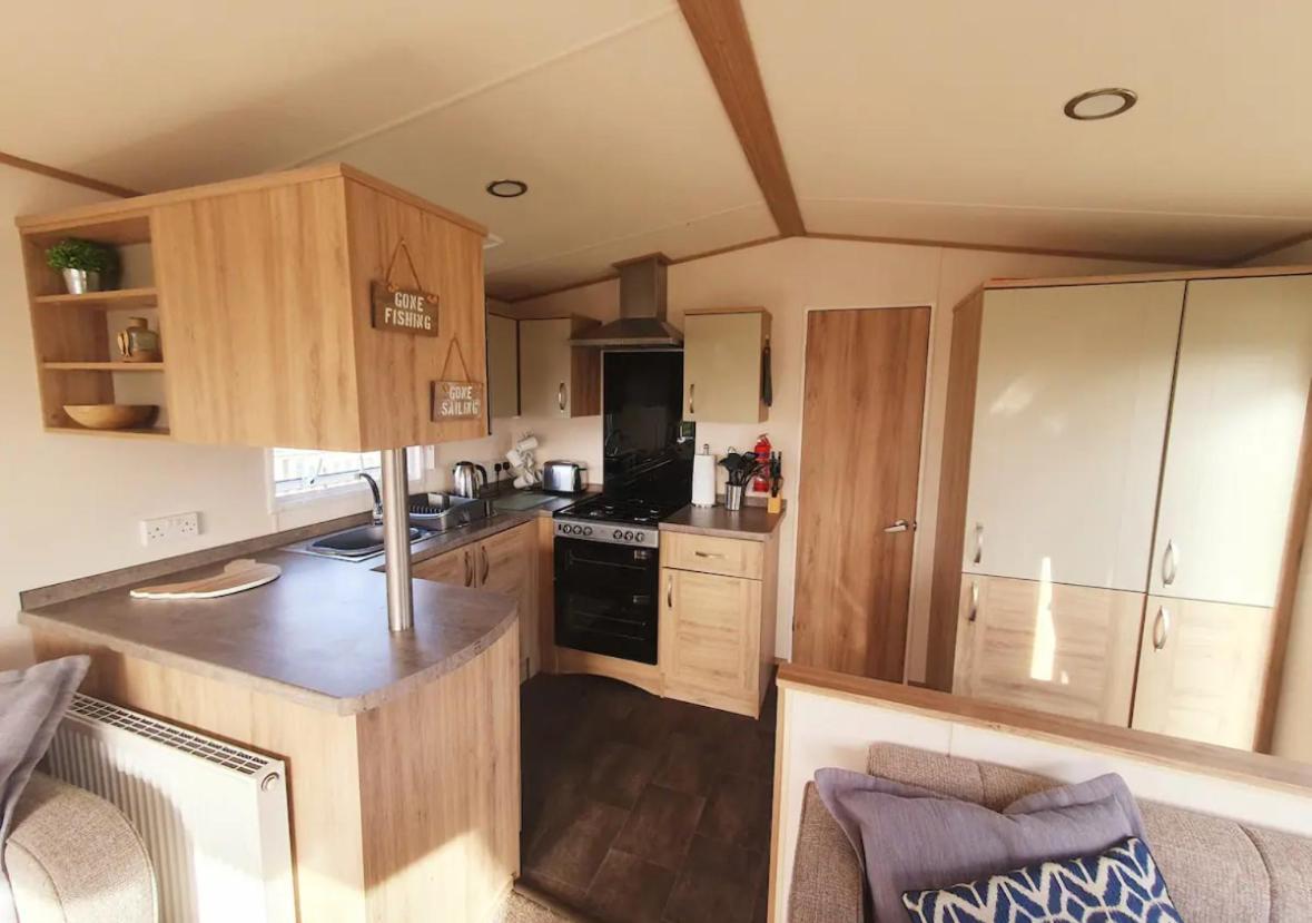 15 Kestrel Close Hot Tub Retreat Татершал Екстериор снимка