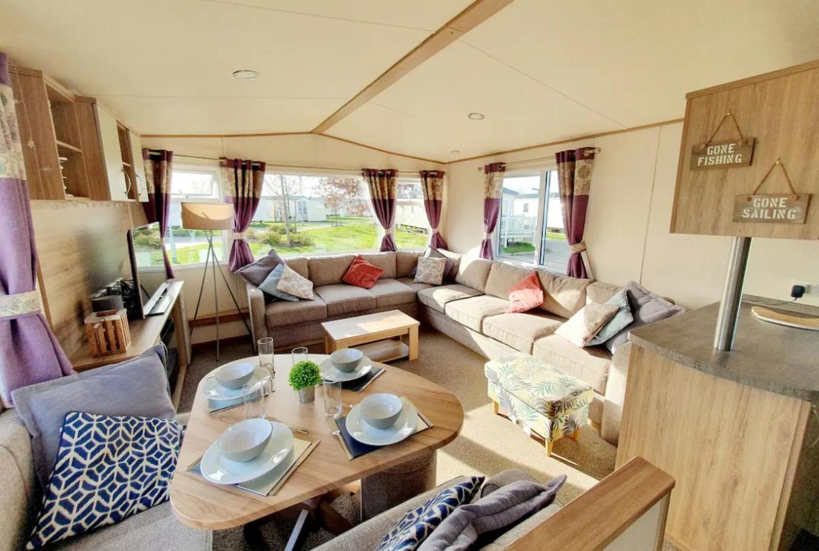 15 Kestrel Close Hot Tub Retreat Татершал Екстериор снимка